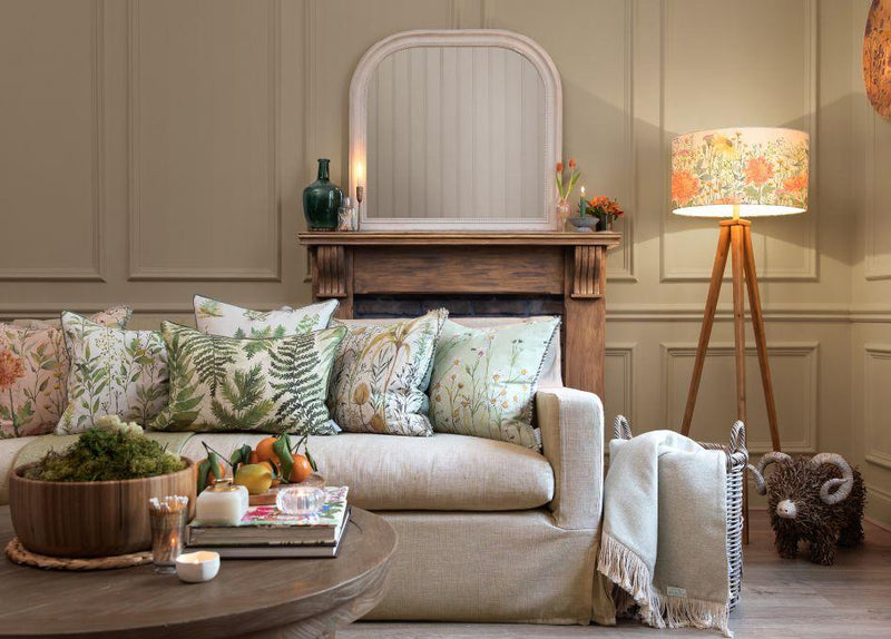 How to Clean Lamp Shades