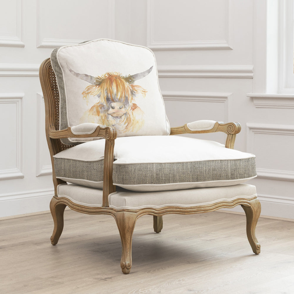 White farmhouse store accent chair