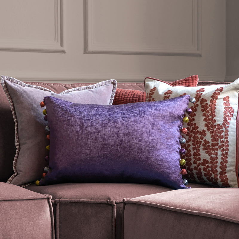 How to Arrange Cushions on a Sofa for a Designer Finish – Voyage Maison