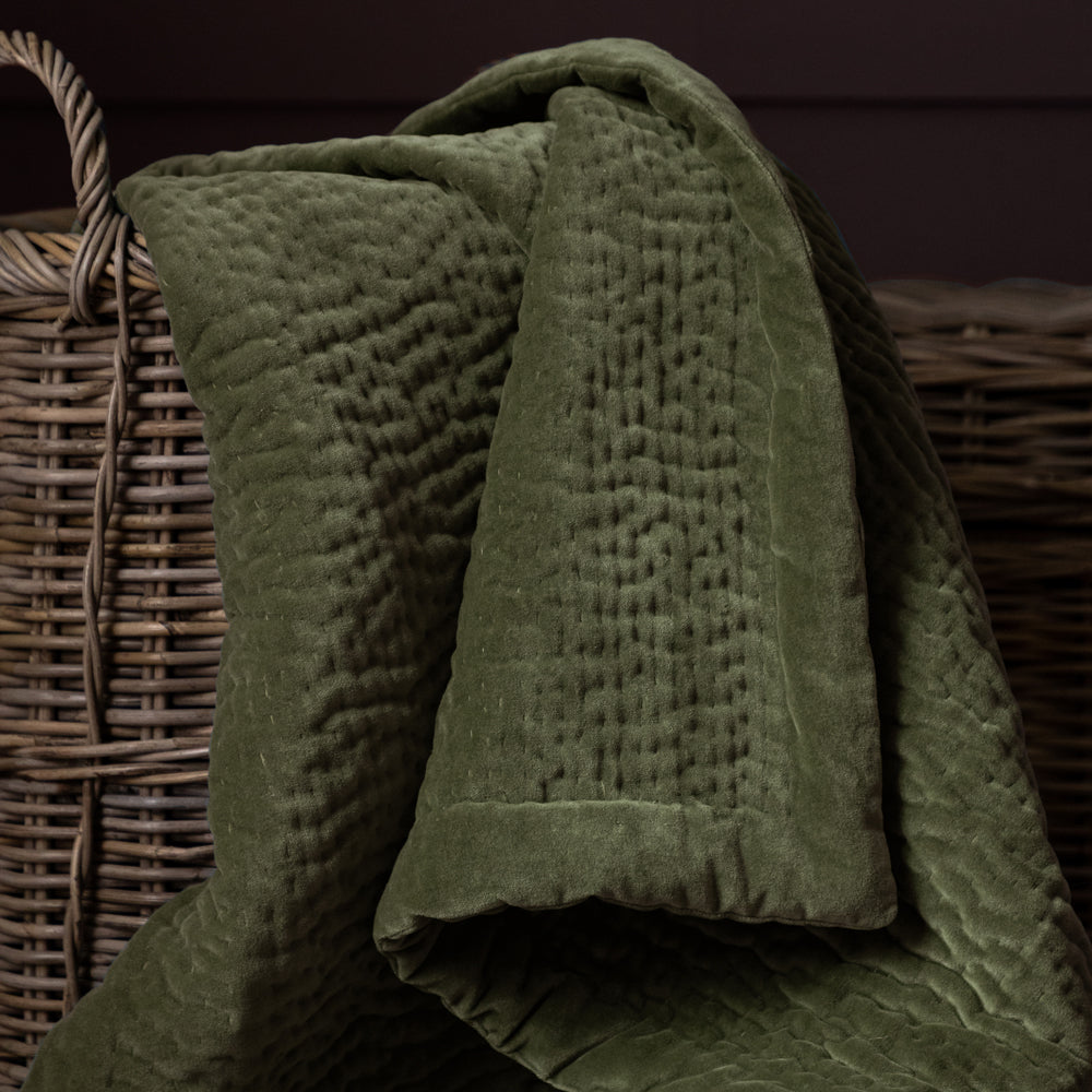 Green velvet bed throw sale