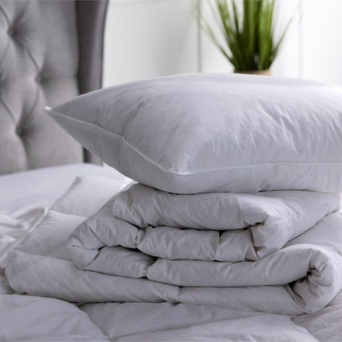 Plain White Bedding - Hotel Duvet Quilt White Belledorm