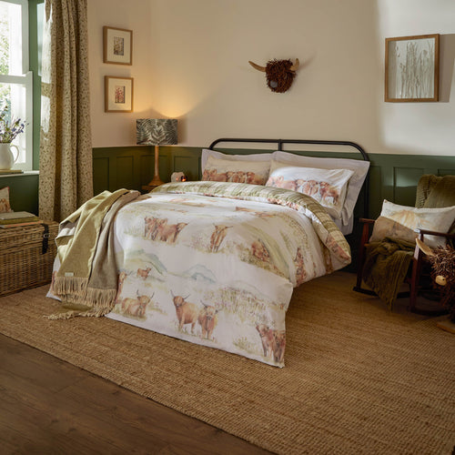 Animal Green Bedding - Highland Cattle 100% Cotton Reversible Duvet Cover Set Multicolour Voyage Maison