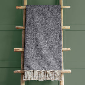 Voyage Maison Oryx Woven Throw in Charcoal