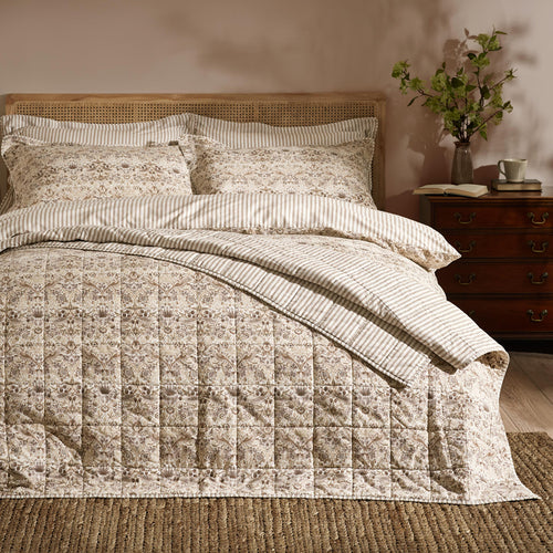 Floral Beige Bedding - Strawberry Thief 100% Cotton Bedspread Natural Morris & Co