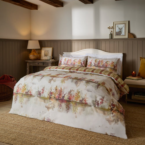 Wilderness 100% Cotton Reversible Duvet Cover Set Plum
